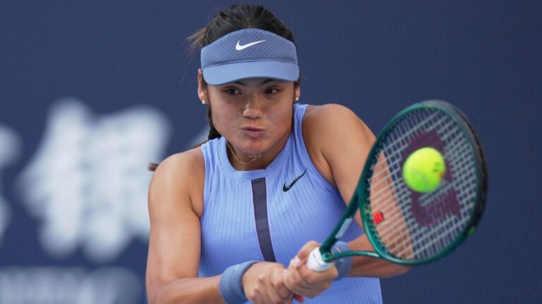 Qui est l'adversaire d'Emma Raducanu au premier tour à Dubaï ?
