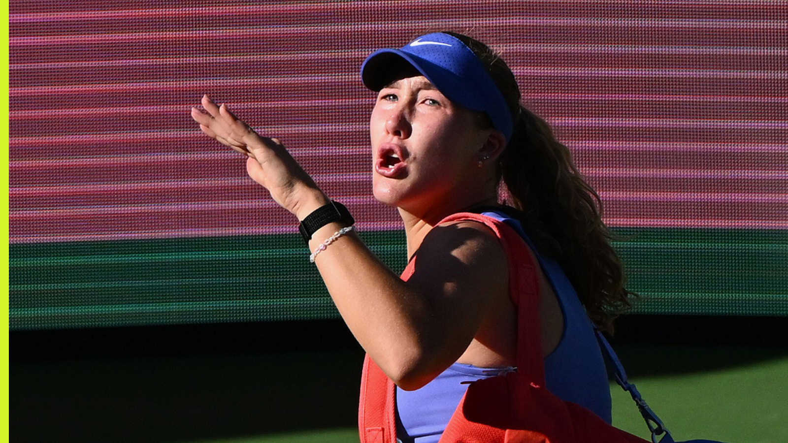 Qu'a crié Mirra Andreeva au public lors de sa sortie enflammée ?