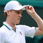 Jannik Sinner : frayeur à Wimbledon dévoilée, manque de confiance selon l’ancien numéro 5 mondial