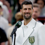 Novak Djokovic explique la citation dans sa veste de Wimbledon et publie un message de 14 mots sur l’énergie du loup