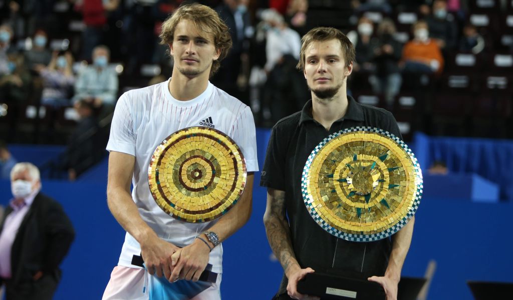 Bublik s’en prend encore à Zverev alors que leur rivalité se poursuit