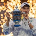 Combien de temps Elena Rybakina sera-t-elle absente après avoir pris des analgésiques lors de sa quête du titre à l'US Open ?