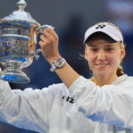 Martina Navratilova fait un commentaire sur le 'bullying' après la victoire d'Elena Rybakina à l'US Open