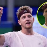 Alejandro Davidovich Fokina s'exprime après sa victoire contre Alexander Zverev au Shanghai Masters