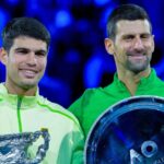 Carlos Alcaraz affirme que le geste imitateur de Novak Djokovic a blessé son poignet