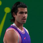 Carlos Alcaraz change encore de look au Masters de Shanghai