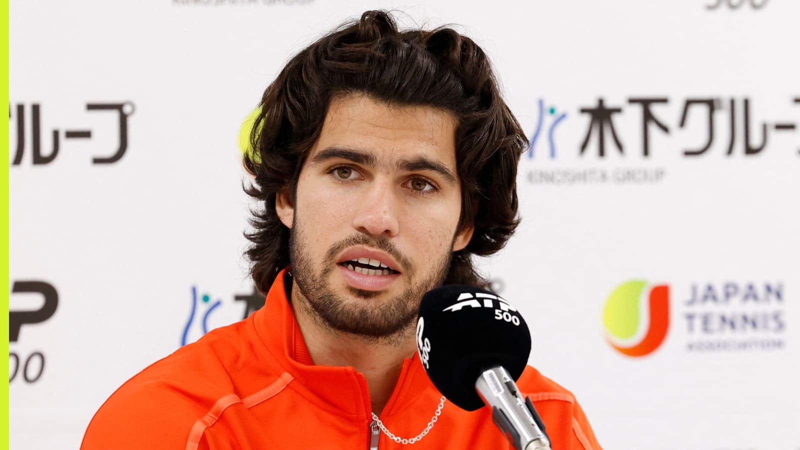 Carlos Alcaraz envoie un message à son prochain adversaire de l’Open du Japon après une échappée spectaculaire