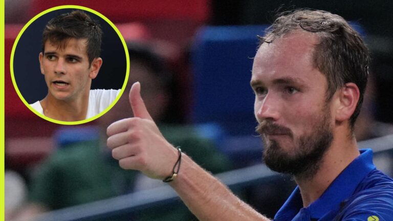 Daniil Medvedev adresse un message clair à Rafael Jodar lors du Masters de Shanghai