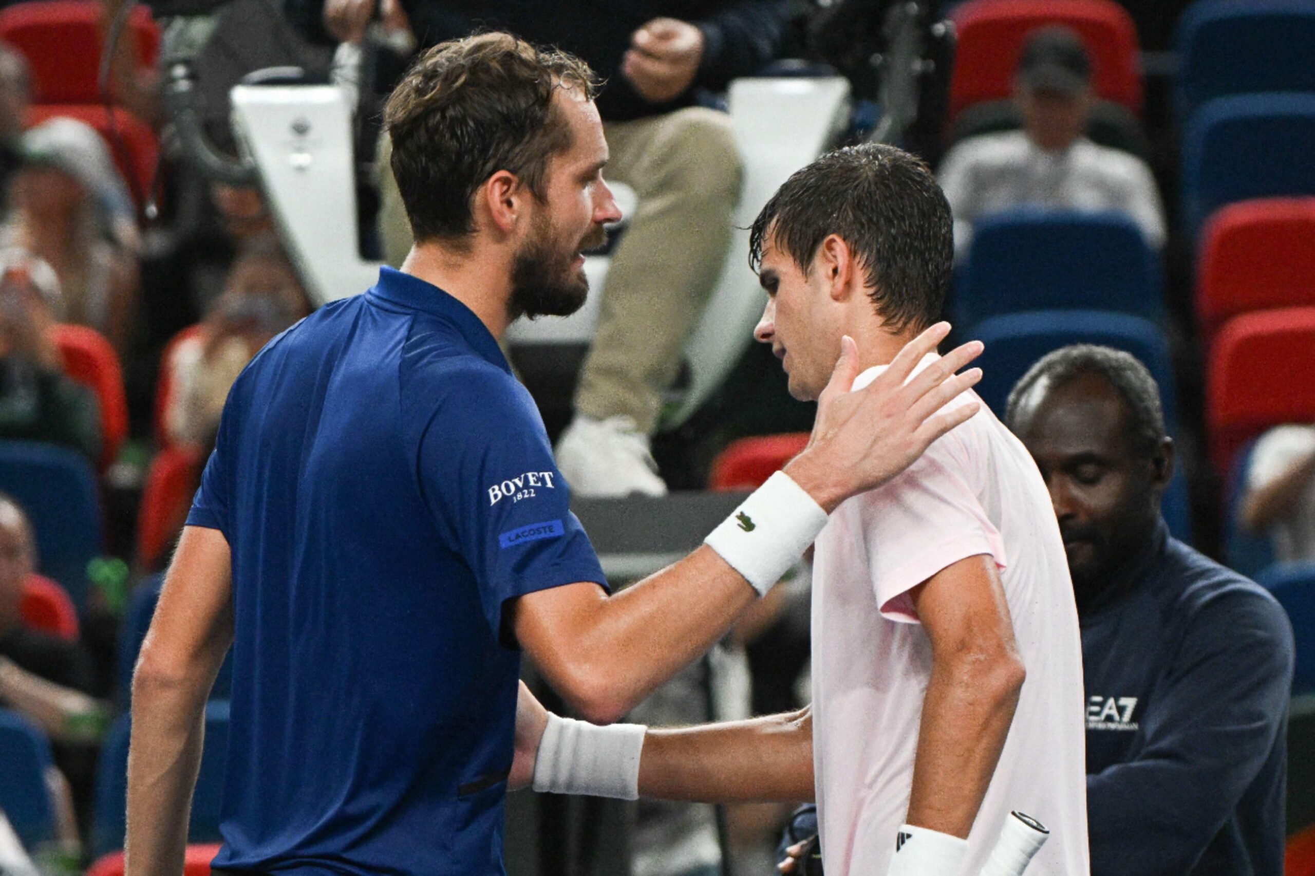 Daniil Medvedev explique pourquoi Rafael Jodar a pu le battre à Shanghai